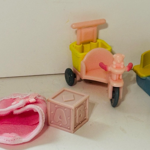 Calico Critter Set - Picture 9 of 9